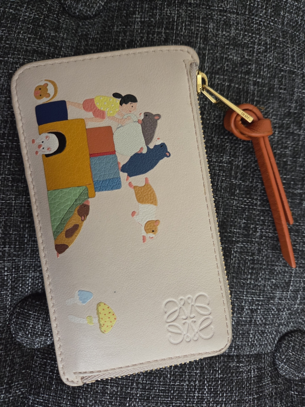 Loewe x Suna Fujita Hamster Coin Card Holder Nappa Calf Leather Wallet (Talc)